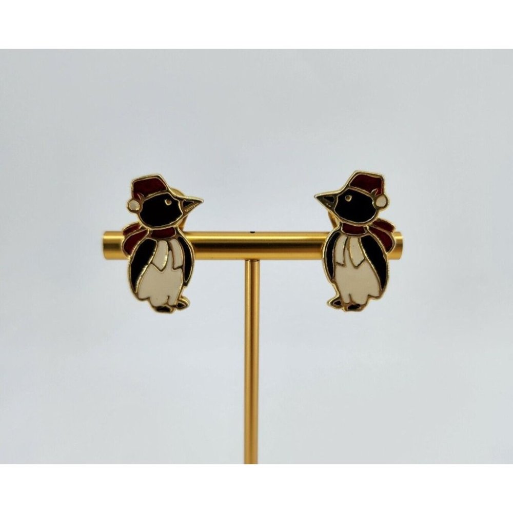 Vintage Danecraft Clip‎ On Earrings Gold Toned Colored Enamel Penguins Winter